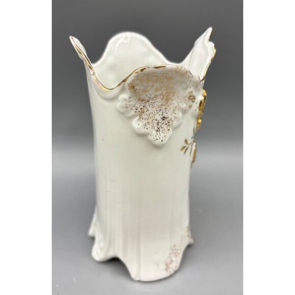 Antique White‎ Porcelain Bud Vase Gold Tone Leaf Design Ornate Scalloped Edge - Picture 3 of 6